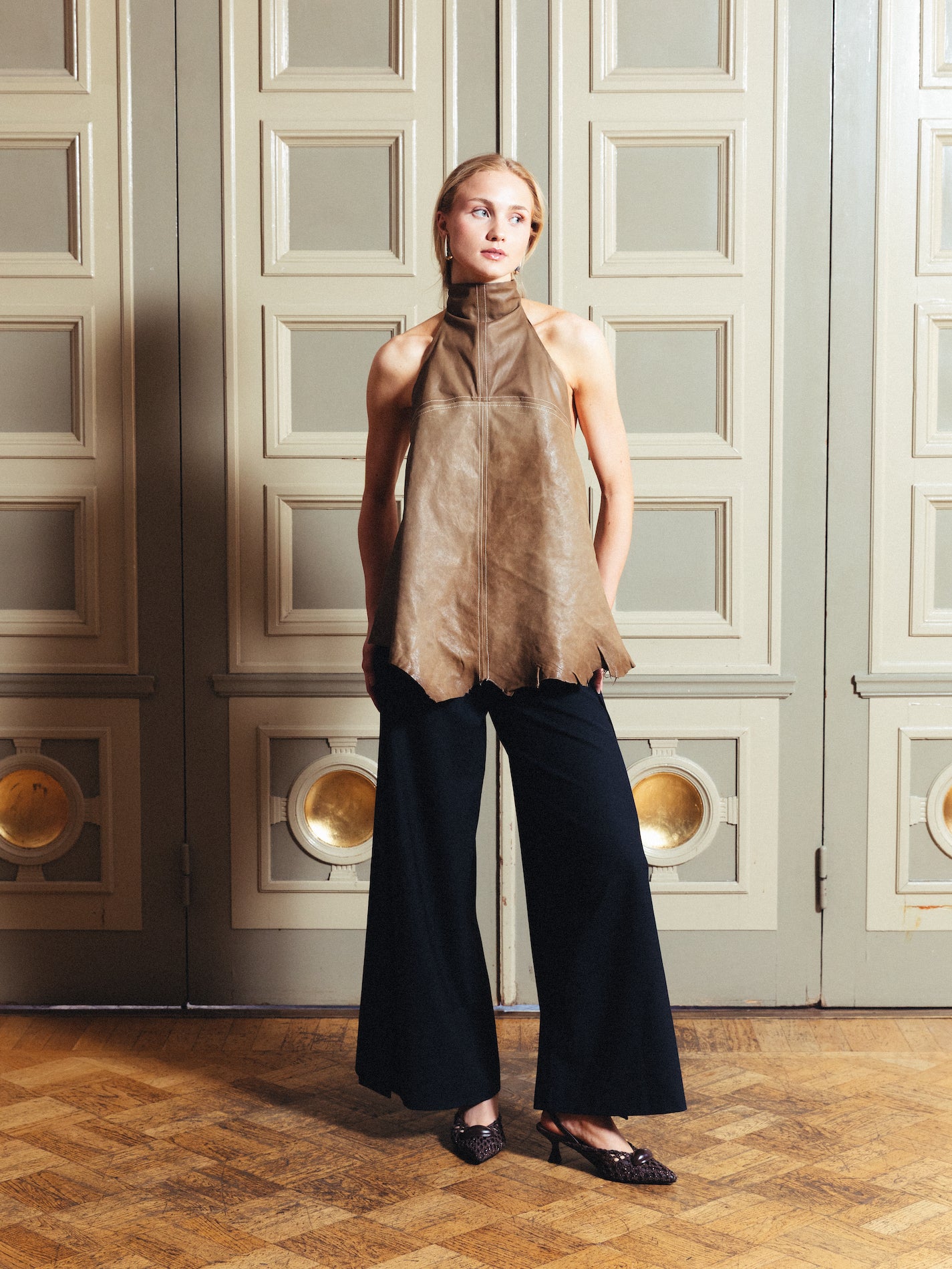 Leather top with an open back FIH